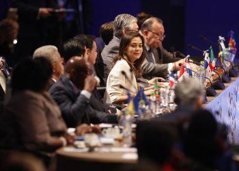 La Asamblea General de la OEA condena el intento de golpe de Estado en Bolivia.