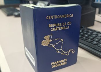 Pasaportes ordinarios de Guatemala. / Foto: IGM.
