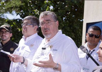Presidente Bernardo Arévalo en conferencia de prensa