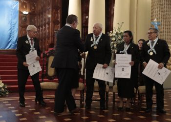Presidente Arévalo: “Este es un reconocimiento de las comunidades a las que han servido”