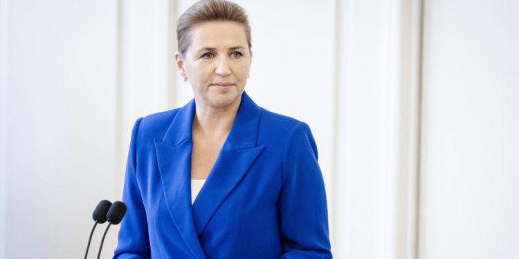 Primera ministra de Dinamarca, Mette Frederiksen, fue agredida ayer. / Foto: EFE.