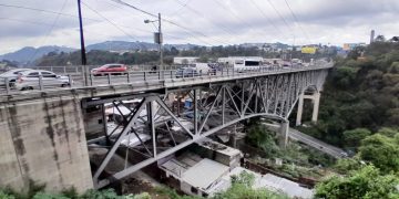 Puente Belice presenta daños en las juntas y estribos, dice la Conred