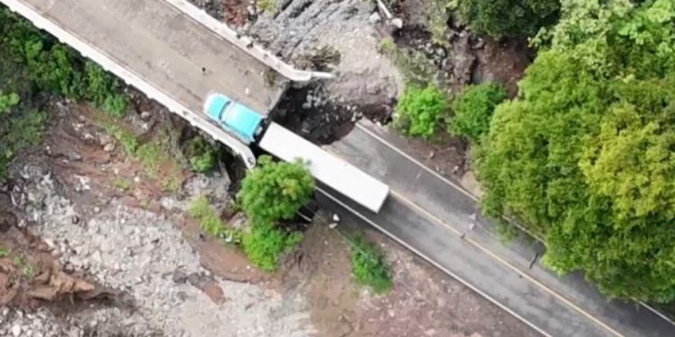 Instituciones atienden incidentes en carreteras del país
