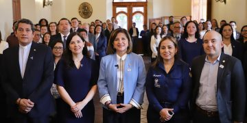 Vicepresidenta en Quetzaltenango presente en la campaña Corazón Azul. /Foto: Vicepresidencia de Guatemala.