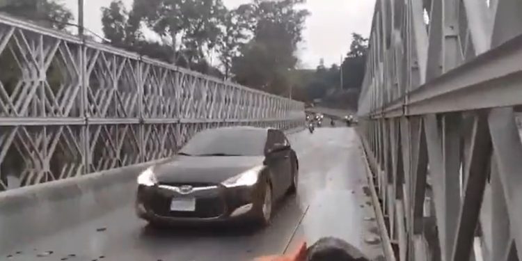 Puente provisional fue habilitado en el kilómetro 17.5 jurisdicción de Villa Nueva. /Foto: Tránsito Villa Nueva.