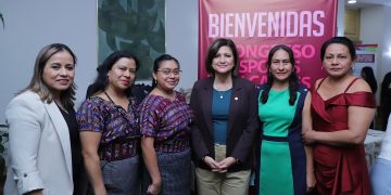 Vicepresidenta Herrera lideró el Noveno Congreso de Esposas de Alcaldes y Directoras Municipales de la Mujer. /Foto: Vicepresidencia de la República.