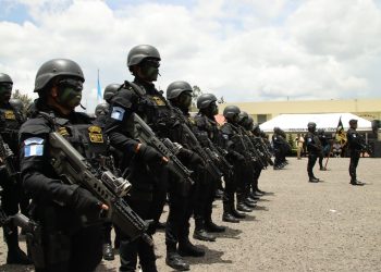 Más de 60 agentes se suman a las Fuerzas Especiales de la Policía. / Foto: PNC.