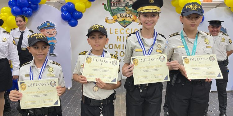 PNC de Zacapa involucra a los jóvenes en el desarrollo de iniciativas de seguridad comunitaria
