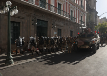 Gustavo Petro condenó las acciones militares en Bolivia contra el Gobierno. / Foto: EFE/Luis Gandarillas.