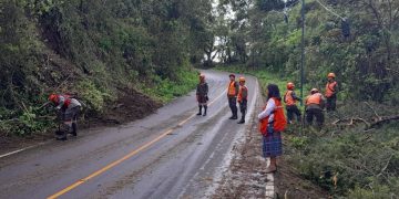Chimaltenango: Respuesta a derrumbes en ruta de Parramos a San Pedro Yepocapa