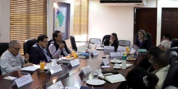 Reunión de la junta de representantes para la recuperación de la cuenca del lago de Amatitlán