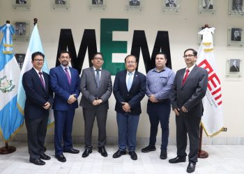 Guatemala y Honduras fortalecen cooperación en el sector de energía