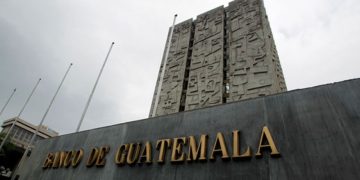 El Banco de Guatemala hace un llamado a la ciudadanía para que se mantenga alerta y evite caer en posibles fraudes. / Foto: DCA.