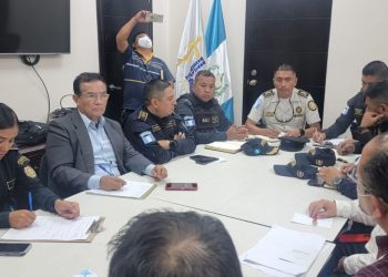 Reunión de seguridad en el Hospital Roosevelt tras amenaza de ataque