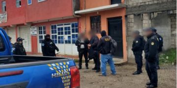 Ejecutan 25 allanamientos en Quetzaltenango bajo el operativo “Colmillo Blanco”