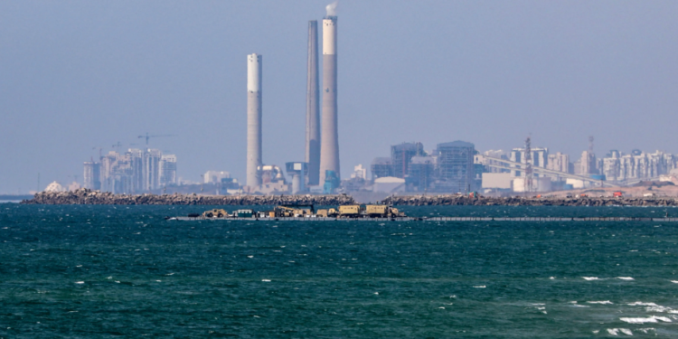 Volverá a operar el muelle para ayuda humanitaria en la Franja de Gaza. / Foto: EFE, Mohammed Saber.