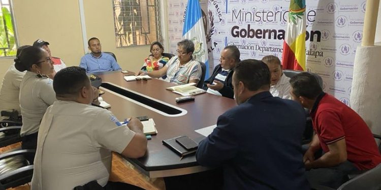 Fortalecen la seguridad en el mercado municipal de la cabecera departamental de Jalapa