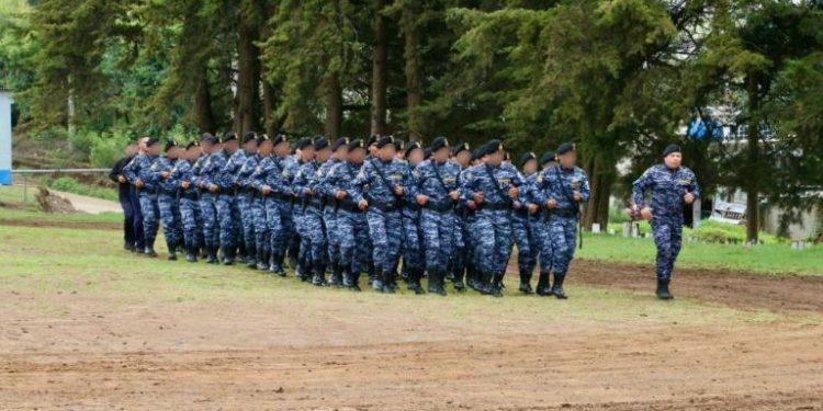 La transformación de "El Infiernito" incluye la contratación y estricta formación de nuevos guardias penitenciarios. / Foto: Sistema Penitenciario