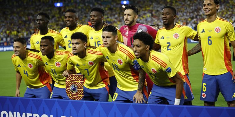 Petro, “orgulloso” de Colombia y sus jugadores que lo “dieron todo en la cancha”
