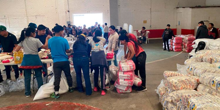 Entregan raciones de alimentos a comunidades en riesgo en Quiché