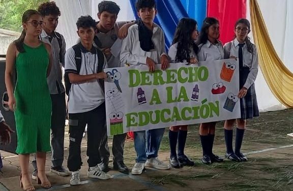 Dideduc de Santa Rosa da seguimiento a las acciones en beneficio de la población estudiantil