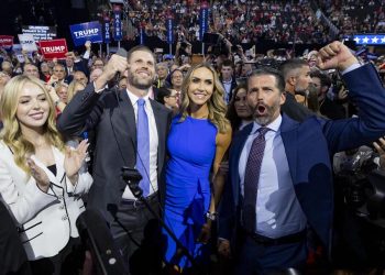 Hijos y esposa del expresidente Donald Trump celebran la nominación de este como candidato del Partido Republicano para la Presidencia de EE. UU.
