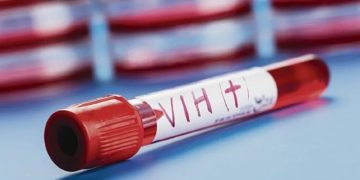 Aunque el número de muertes disminuyen, la cifra de contagios aumentan en la región.