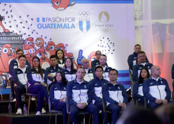 Delegación guatemalteca que participará en los Juegos Olímpicos de París 2024. // Foto: Byron de la Cruz y Dickéns Zamora.