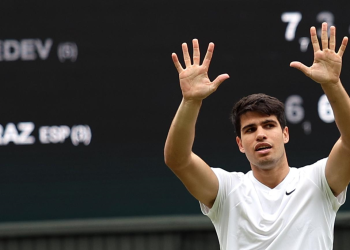 Carlos Alcaraz dibuja su segunda final de Wimbledon