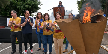 Vicepresidenta Karin Herrera envía mensaje a los atletas olímpicos