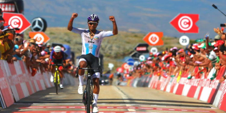 Presidente Arévalo felicita a Sergio Chumil por histórico triunfo