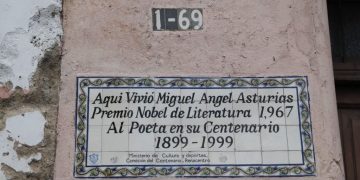 Casa de Miguel Ángel Asturias, entre los barrios de Candelaria y San José. / Foto: DCA