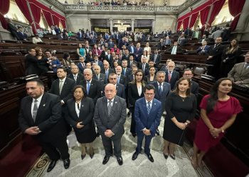 Diputados del Congreso de la República juramentaron a los integrantes de la comisiones de postulación de magistrados para la Corte Suprema de Justicia y de las cortes de Apelaciones. / Foto: Byron De La Cruz.