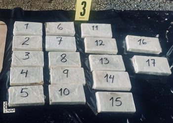 Detenido con paquetes de cocaína valorada en 1.7 millones de quetzales en Morales, Izabal