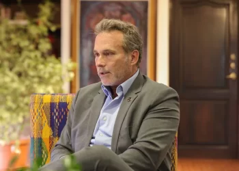 El director del Inguat, Harris Whitbeck, anunció la implementación de inteligencia turística en Guatemala. / Foto: Inguat.