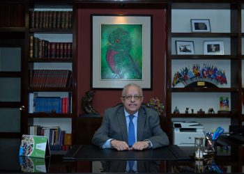 Entrevista del canciller Carlos Martínez. / Foto: Byron de la Cruz.