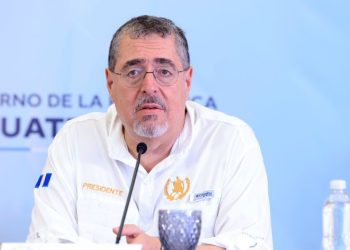 El presidente Bernardo Arévalos destacó la necesidad de reforzar la presencia del Estado en Petén.