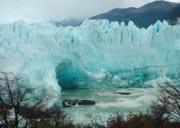 El deshielo de los glaciares en el ártico está ocurriendo más rápido de lo que se pensaba.