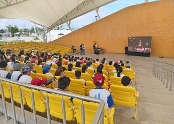 Desarrollan actividades de prevención del delito con estudiantes. /Foto: SVET.