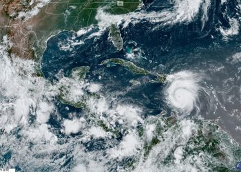 El huracán Beryl amenaza a las islas del Caribe y causa preocupación en la comunidad lcientífica.