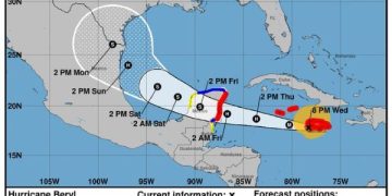 Se pronostica que el huracán Beryl llegará a la Península de Yucatán, México, este viernes después de mediodía./ Foto: NHC