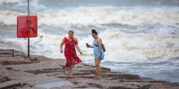 Beryl golpea suelo estadounidense. / Foto: EFE.