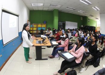 IGSS comienza primera fase de selección para estudiantes de enfermería auxiliar. /Foto: IGSS.