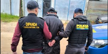 Imitadores capturados por extorsionar comercios de Antigua Guatemala