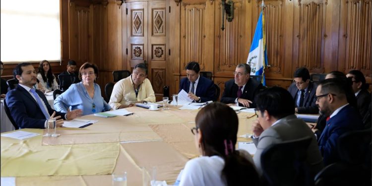 Impulsan la digitalización en la lucha contra la corrupción. / Foto: Gilber García.