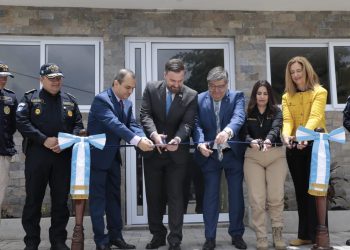 Ministerio de Gobernación inauguró el Centro Anticorrupción Policial 1531, que se encuentra ubicado en la colonia Cipresales, zona 6. / Foto: Daniel Ordóñez.