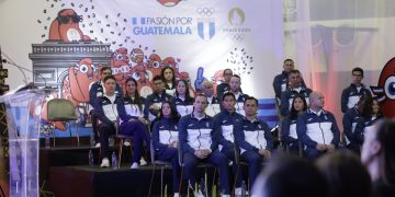 Los atletas guatemaltecos que participarán en París 2024 fueron juramentados.