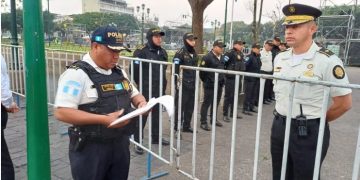 Continuarán las revisiones de seguridad a funcionarios, anunció Santiago Palomo.