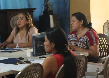 Representantes de distintas dependencias se reúnen para tratar sobre el trabajo infantil en Suchitepéquez.