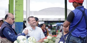 Vendedores justifican alza de precios por lluvias y mal estado de carreteras